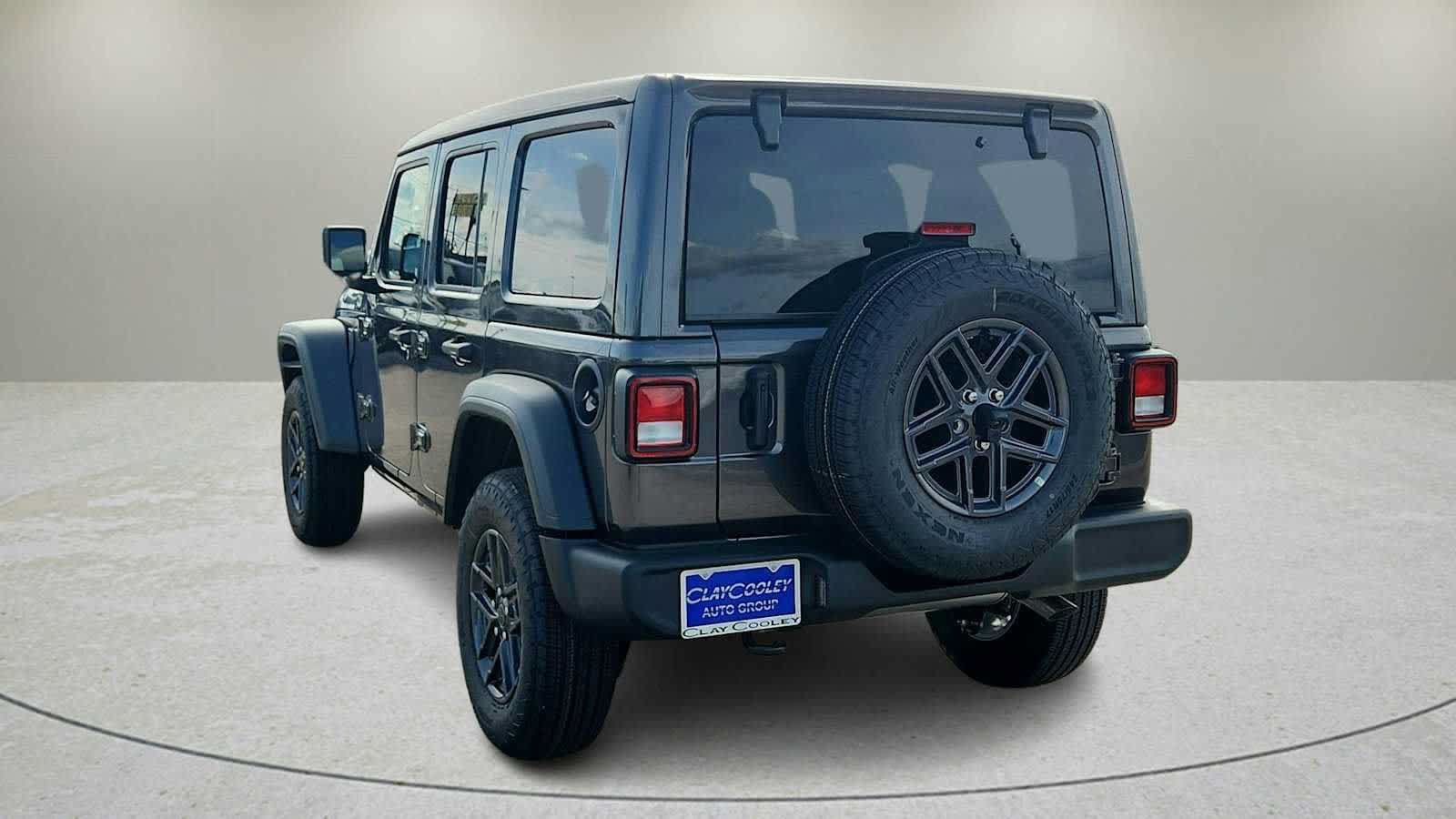 Used 2026 Jeep Wrangler Unlimited Sport AWD/4WD image 5