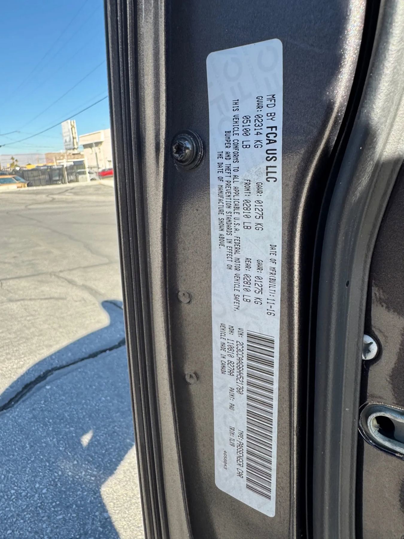 Used 2017 Chrysler 300 Limited image 34