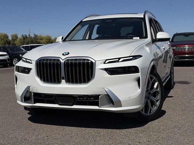 Used 2026 BMW X7 xDrive40i image 3