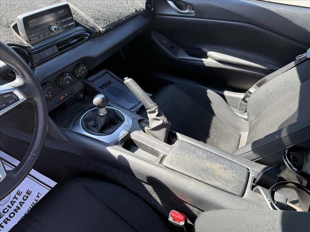 Used 2017 MAZDA MX-5 Miata Sport image 13