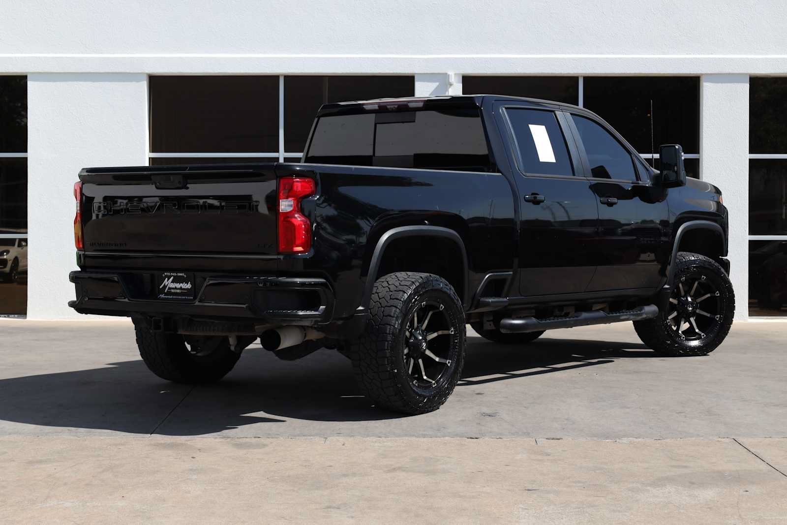 Used 2021 Chevrolet Silverado 2500 LTZ w/ LTZ Plus Package AWD/4WD image 8