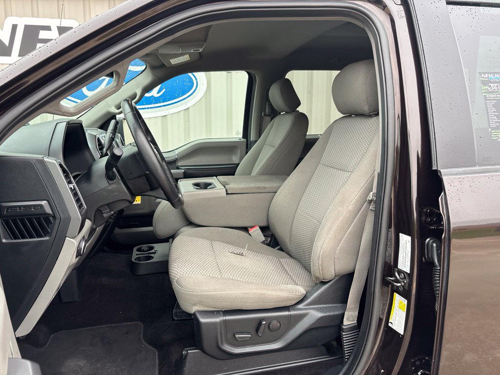 Used 2019 Ford F150 XLT w/ Equipment Group 302A Luxury AWD/4WD image 15