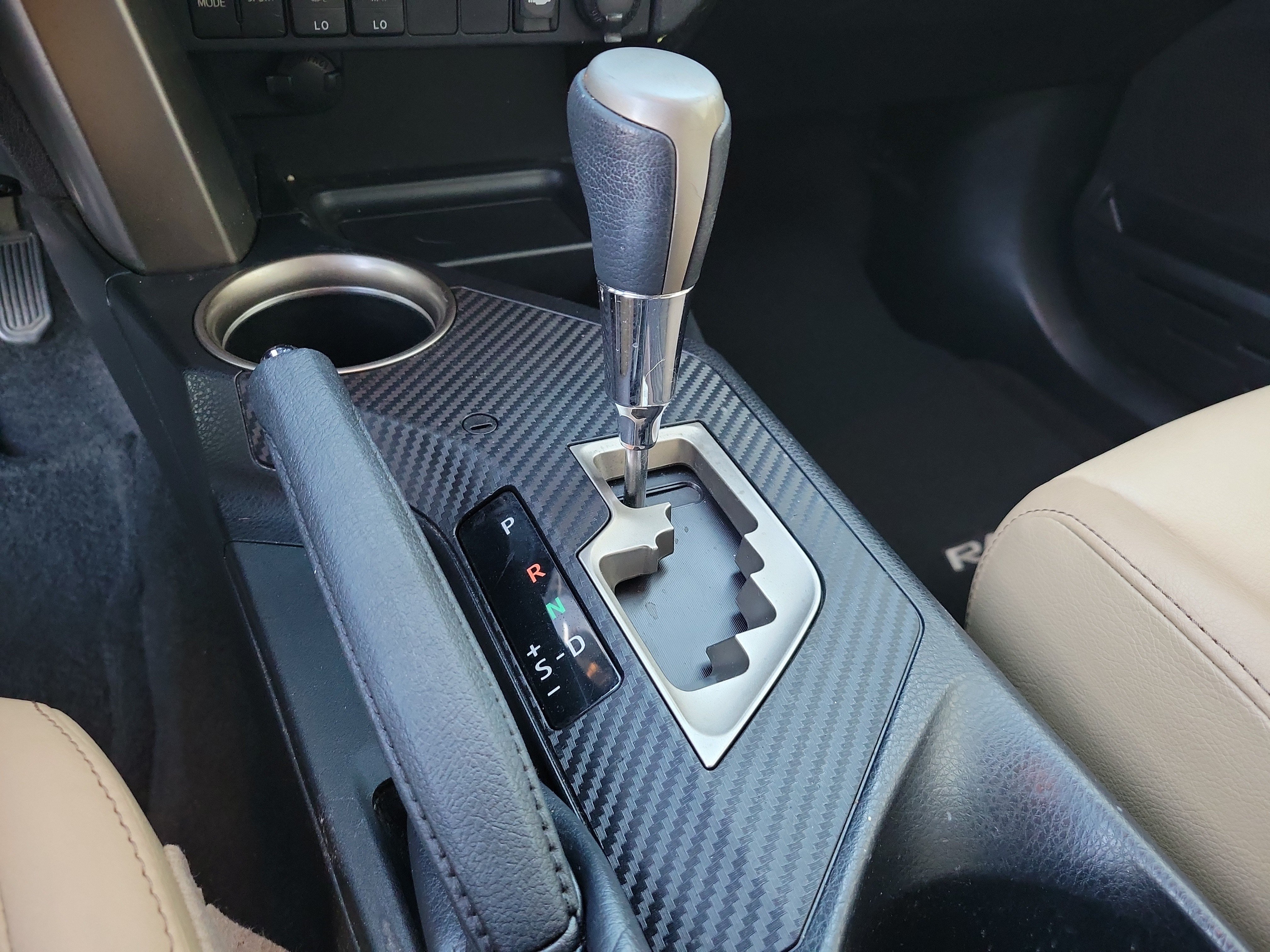 Used 2014 Toyota RAV4 Limited FWD image 19