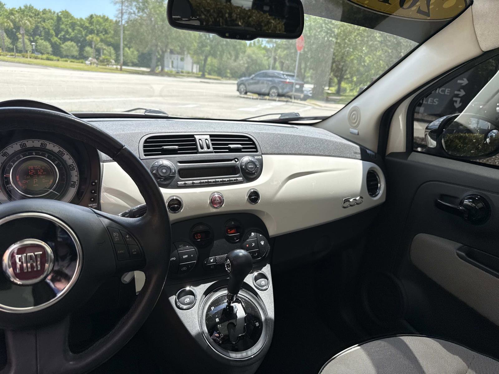 Used 2012 FIAT 500 Lounge w/ Convenience Group FWD image 18