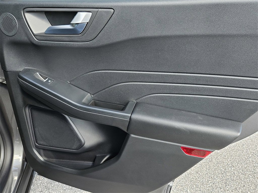 New 2026 Ford Escape Active image 29
