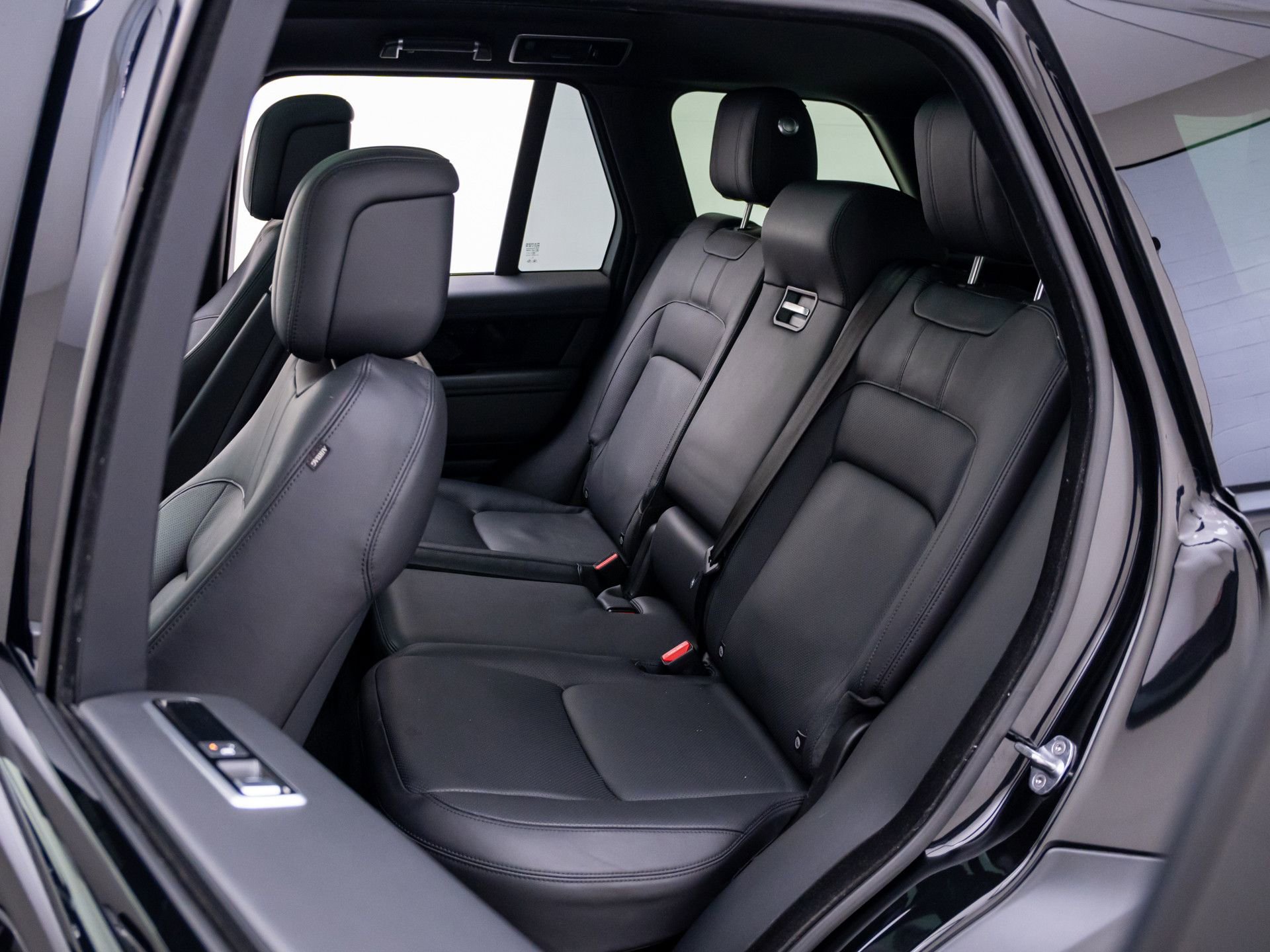 Used 2021 Land Rover Range Rover Westminster Edition image 19