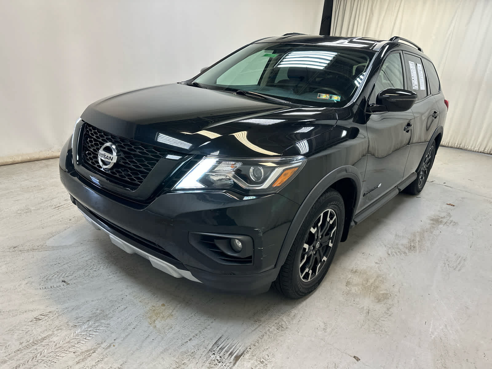 Certified 2020 Nissan Pathfinder SV w/ Rock Creek Edition AWD/4WD image 9
