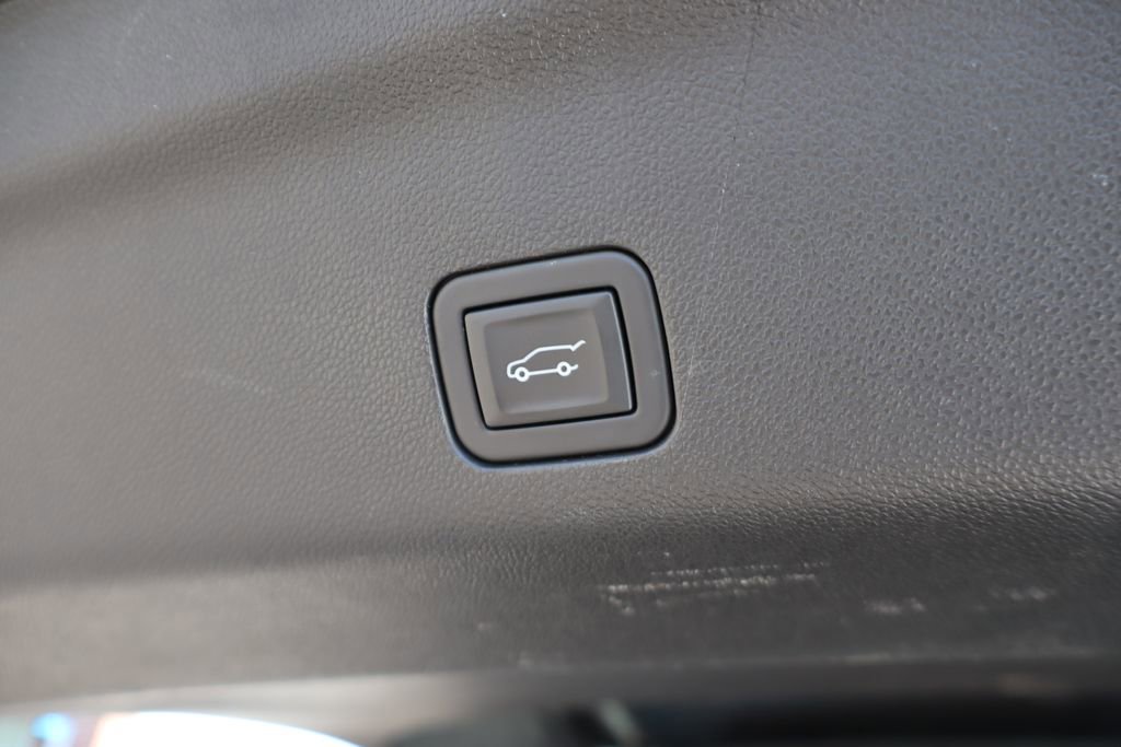 Used 2023 Chevrolet Tahoe RST image 41