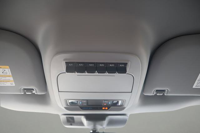 New 2026 Ford F250 XLT w/ XLT Premium Package image 25