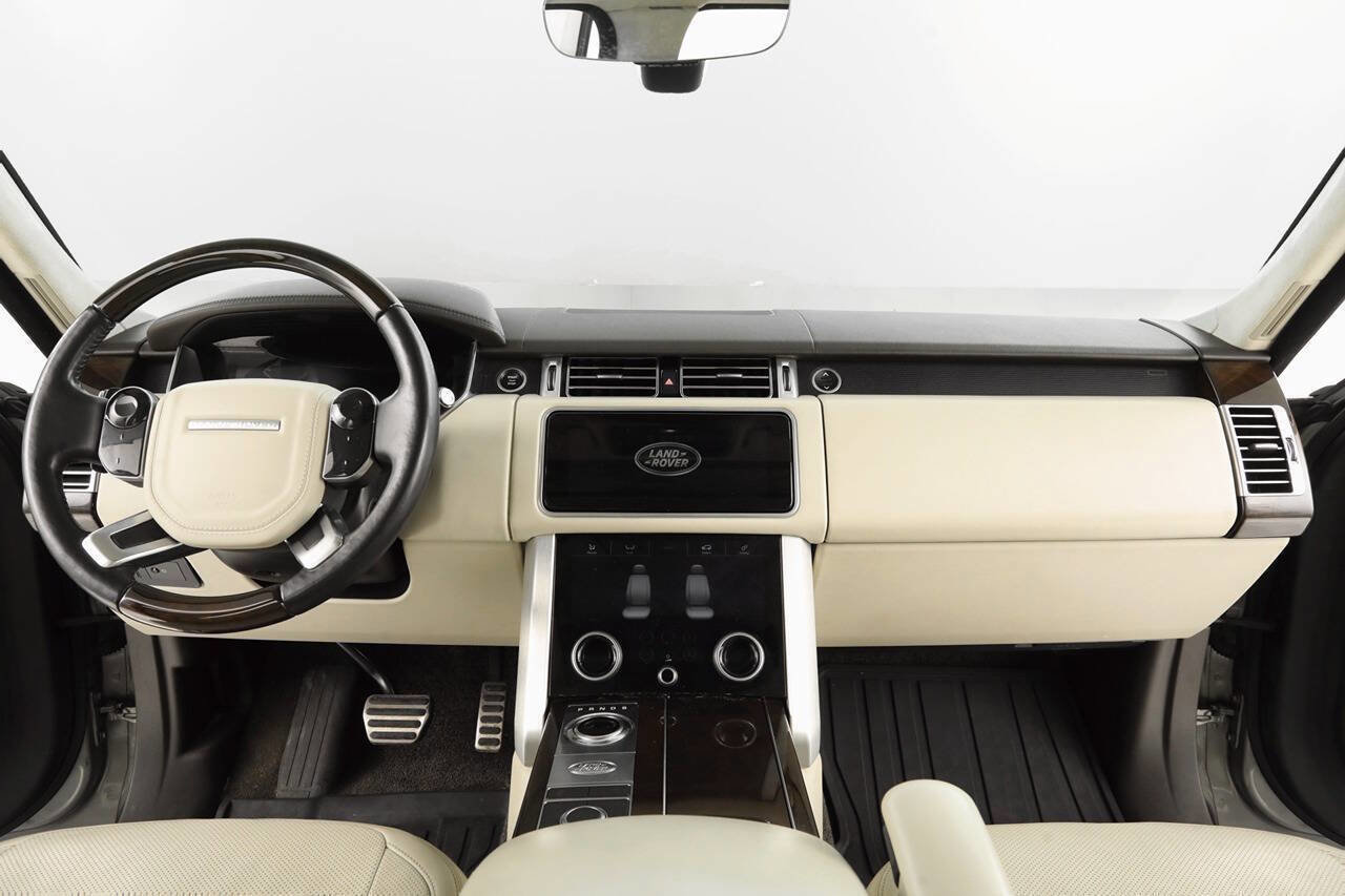 Used 2018 Land Rover Range Rover Long Wheelbase Supercharged image 11