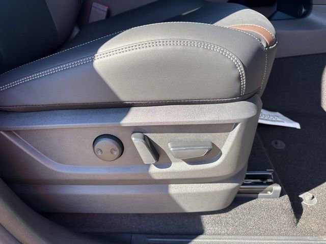 New 2026 Nissan Armada SL image 22