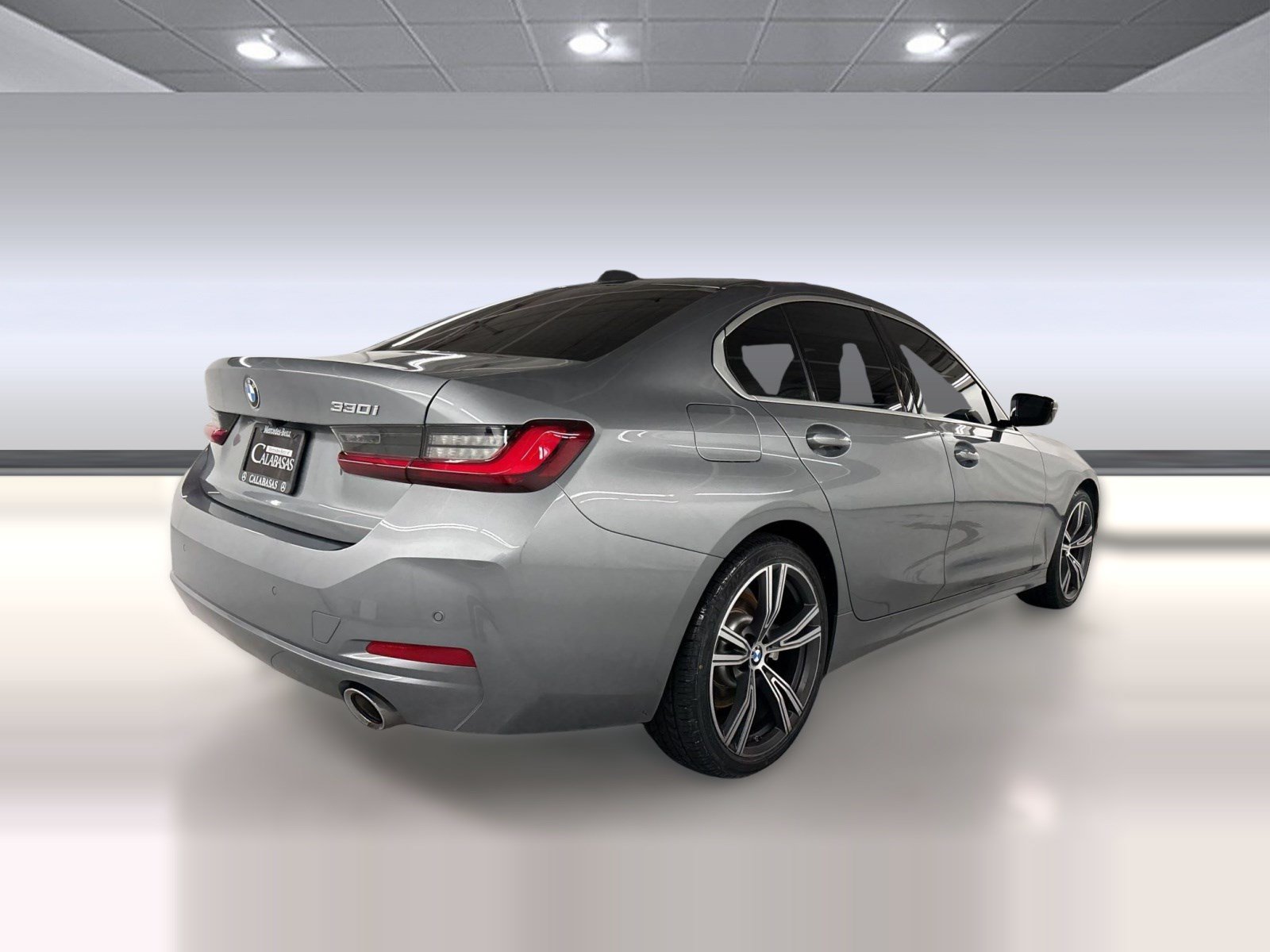 Used 2024 BMW 330i Sedan w/ Convenience Package RWD image 9