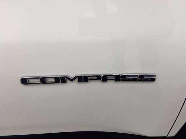 Used 2024 Jeep Compass Latitude AWD/4WD image 25