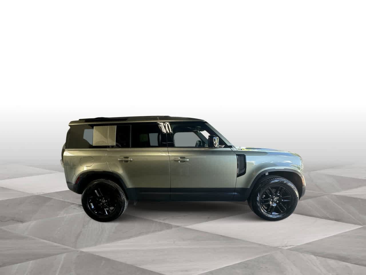 Used 2025 Land Rover Defender 110 S AWD/4WD image 9