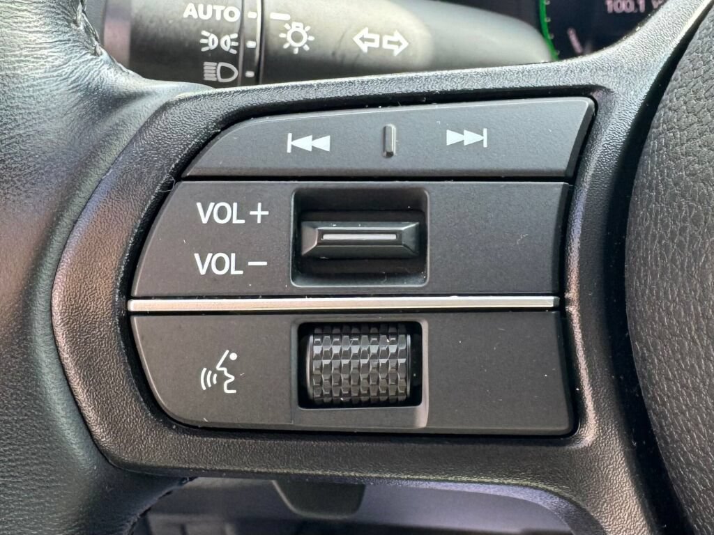 Used 2023 Honda Accord EX-L image 24