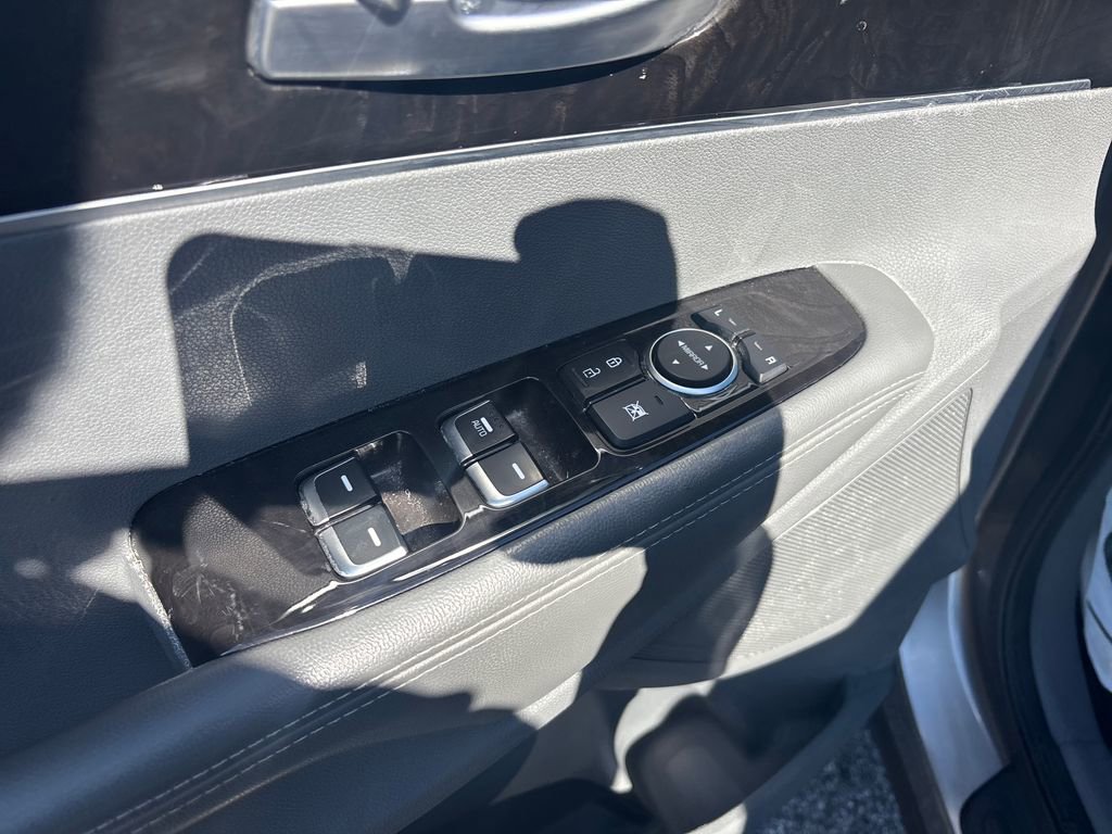 Used 2016 Kia Sorento EX image 15