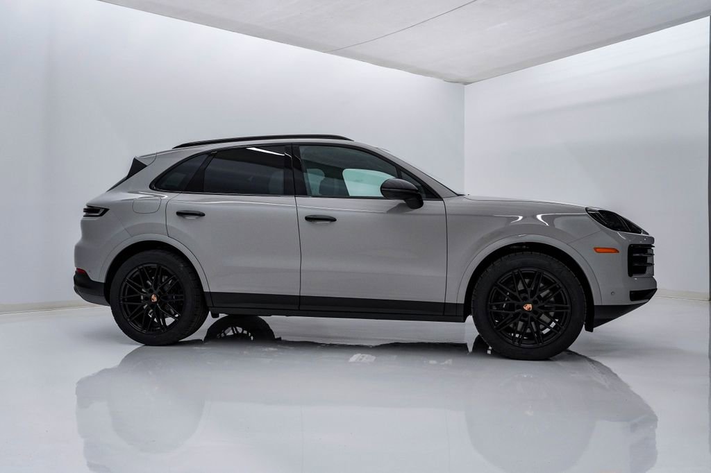 New 2026 Porsche Cayenne image 9