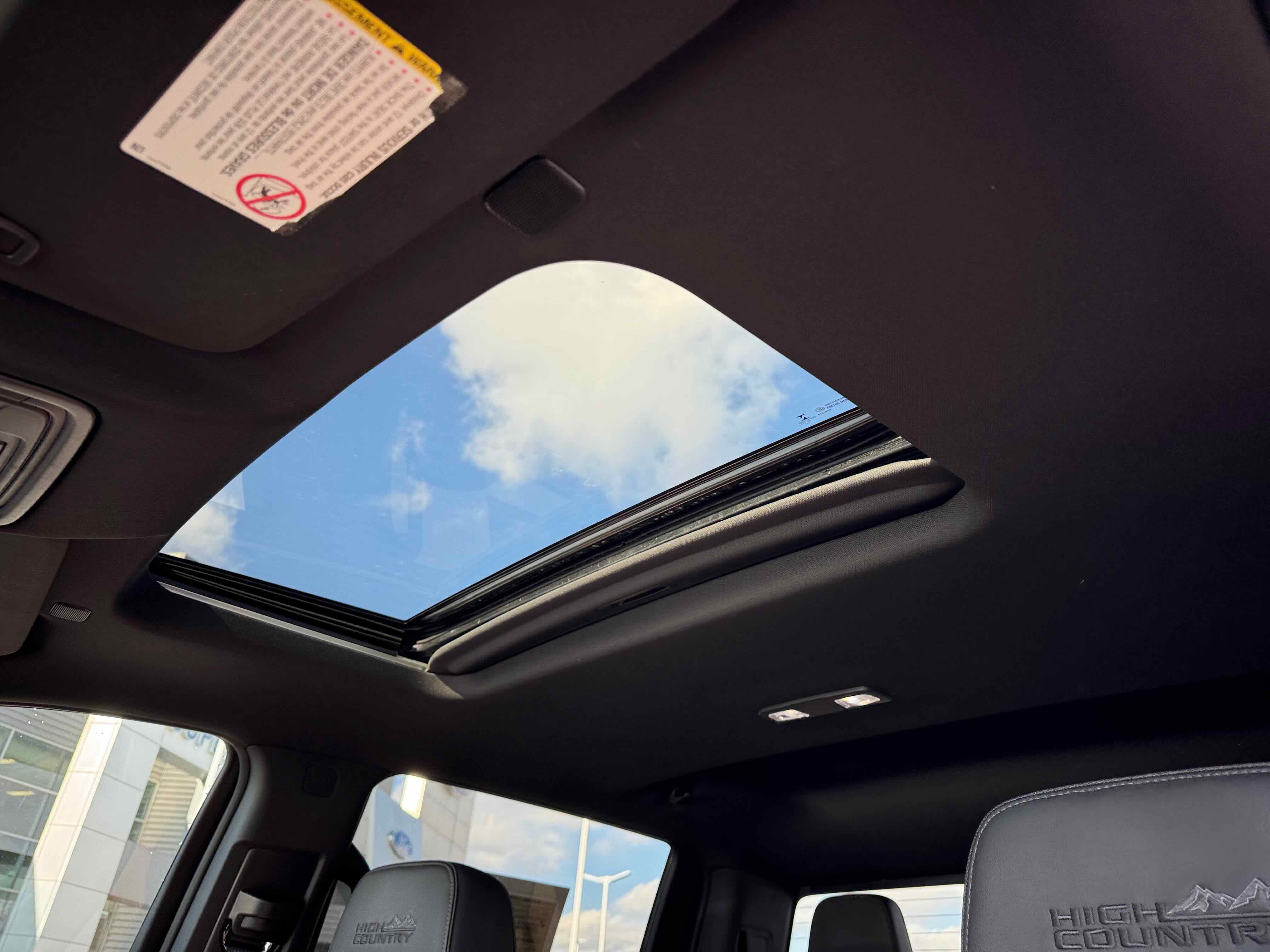 Used 2023 Chevrolet Silverado 3500 High Country w/ Z71 Off-Road Package image 28