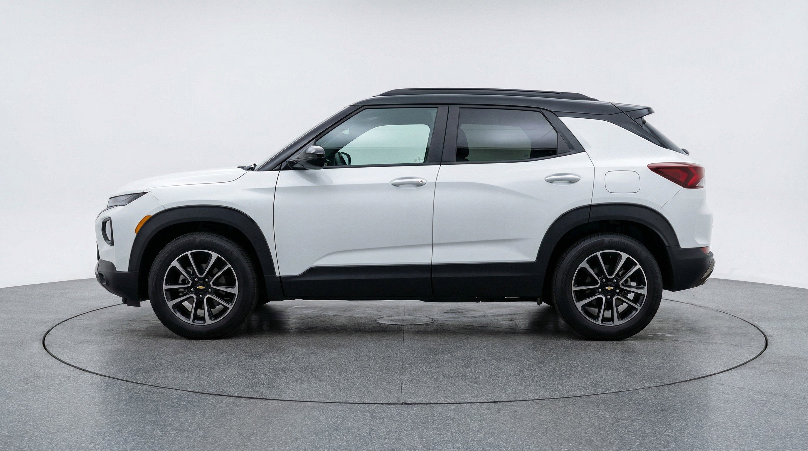 Used 2025 Chevrolet TrailBlazer LT image 5