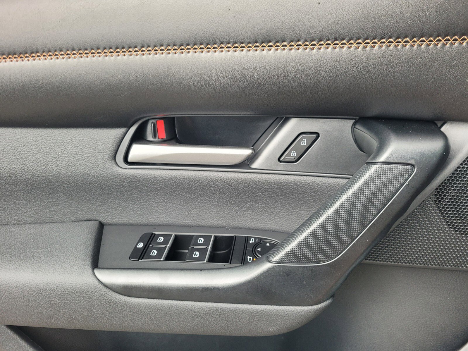 New 2025 MAZDA CX-50 AWD 2.5 Hybrid w/ Weather Package image 23