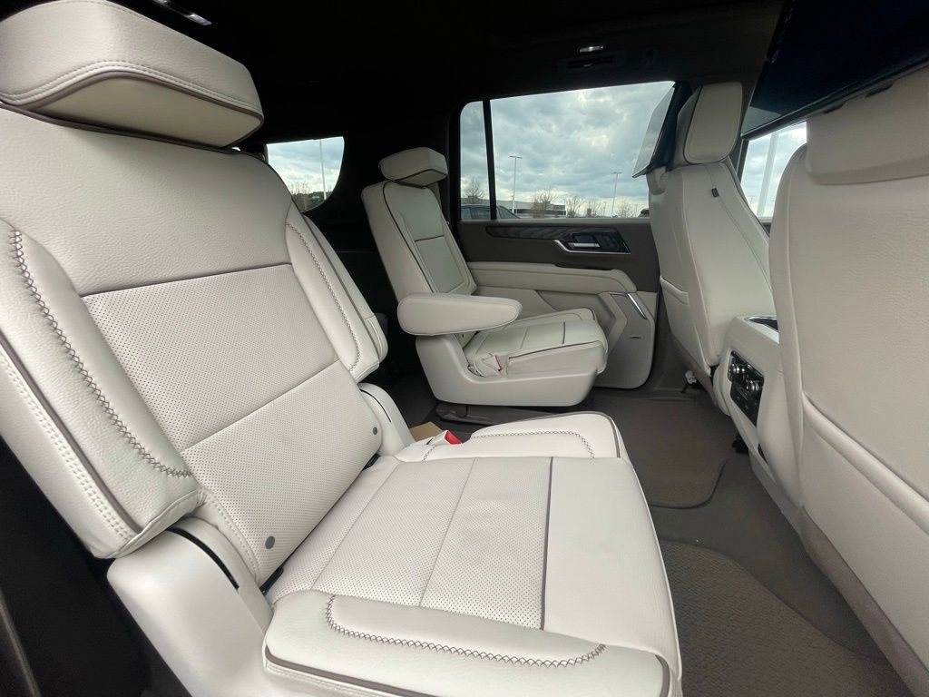 New 2026 GMC Yukon XL Denali w/ Advanced Technology Package AWD/4WD image 27