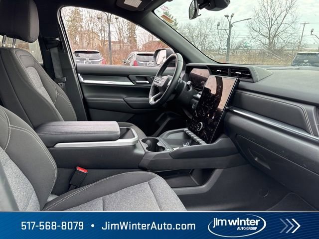 Used 2025 GMC Terrain Elevation AWD/4WD image 11