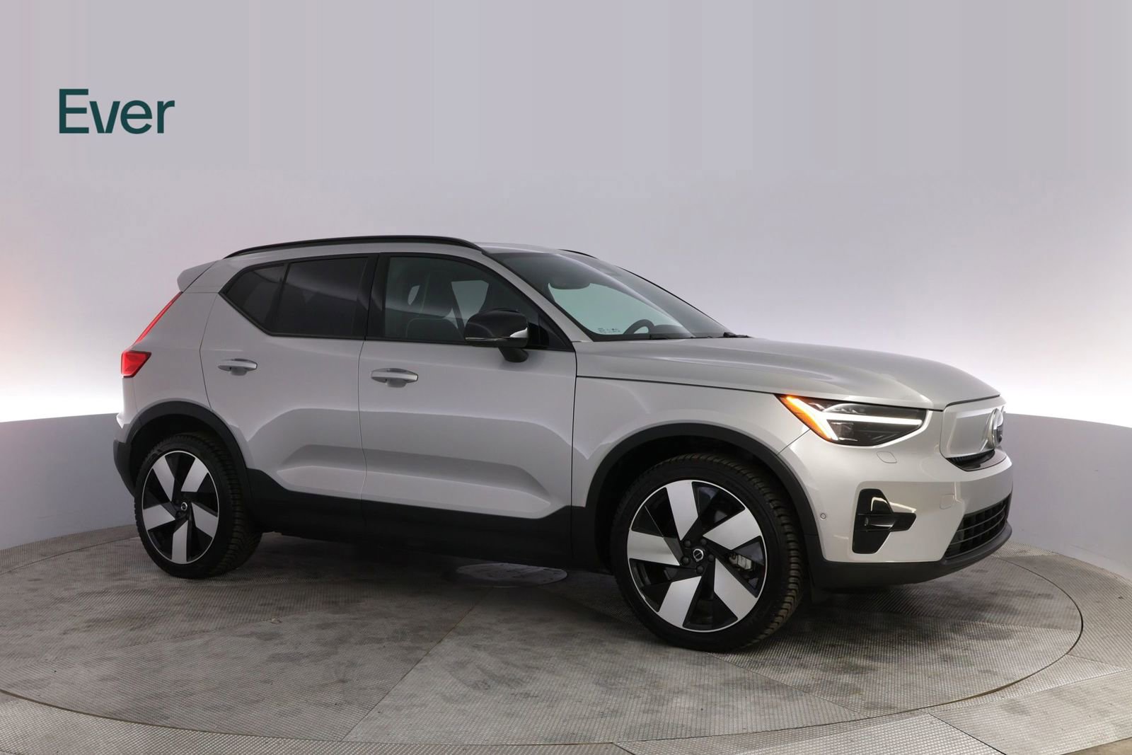 Used 2023 Volvo XC40 Recharge Ultimate AWD/4WD image 21
