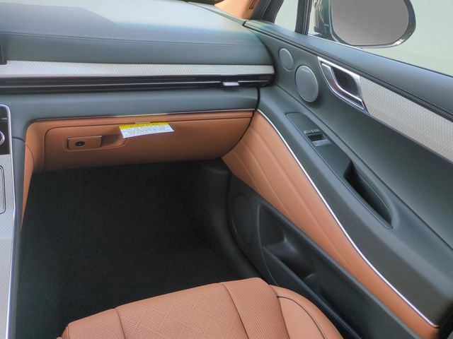 Used 2026 Genesis GV80 2.5T Advanced image 15