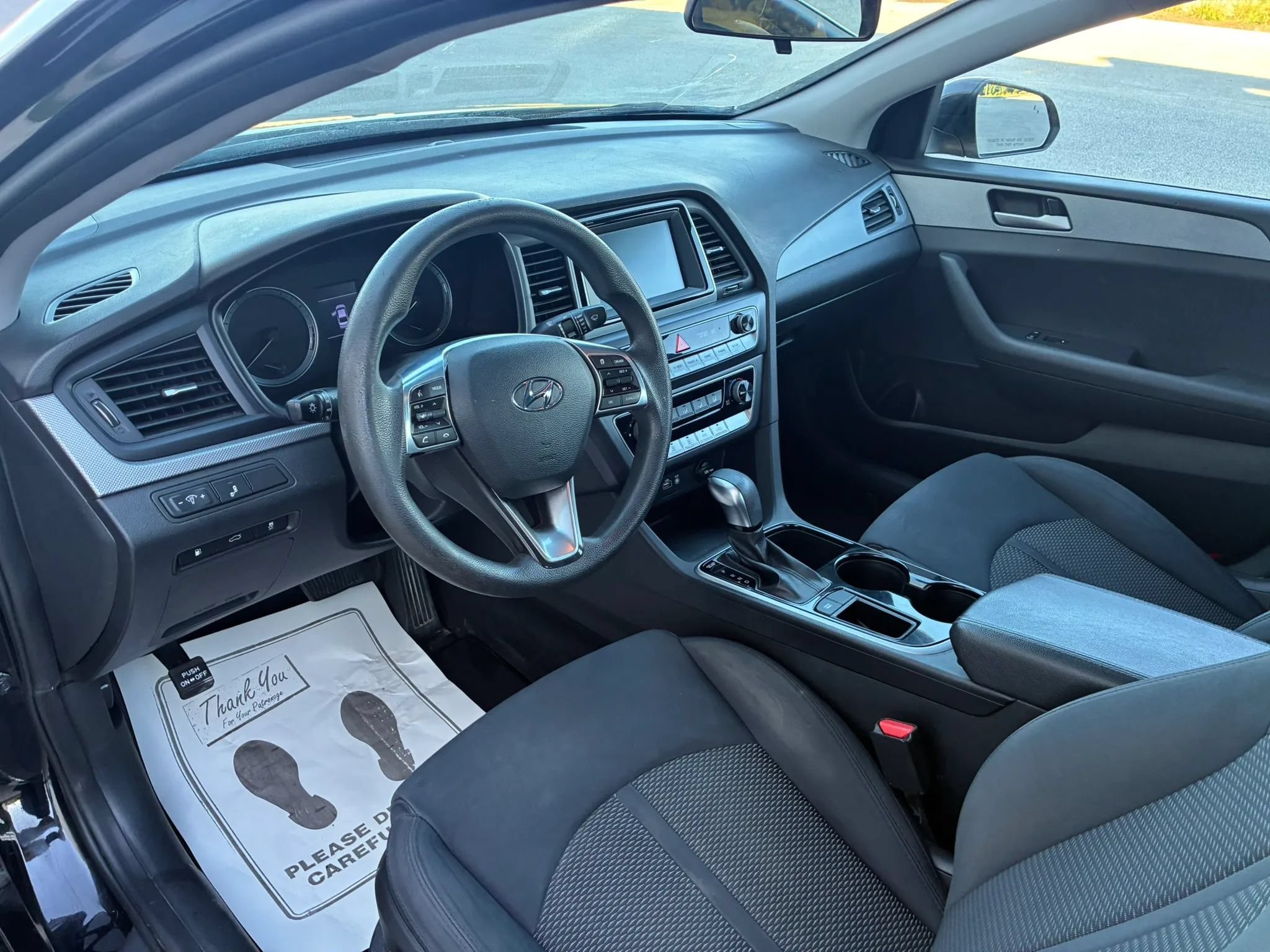 Used 2018 Hyundai Sonata SE FWD image 9