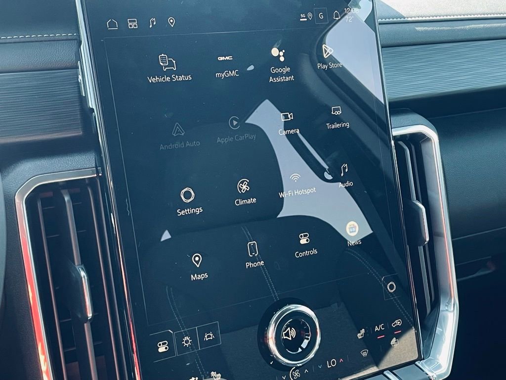 New 2026 GMC Acadia Elevation image 13