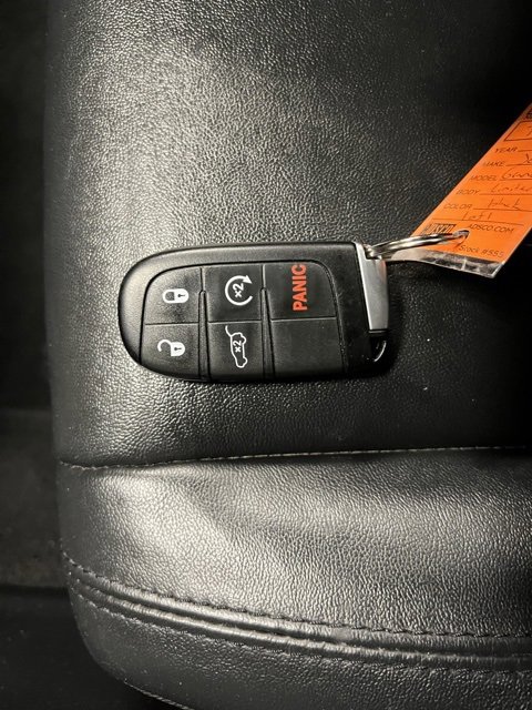 Used 2022 Jeep Grand Cherokee Limited image 50