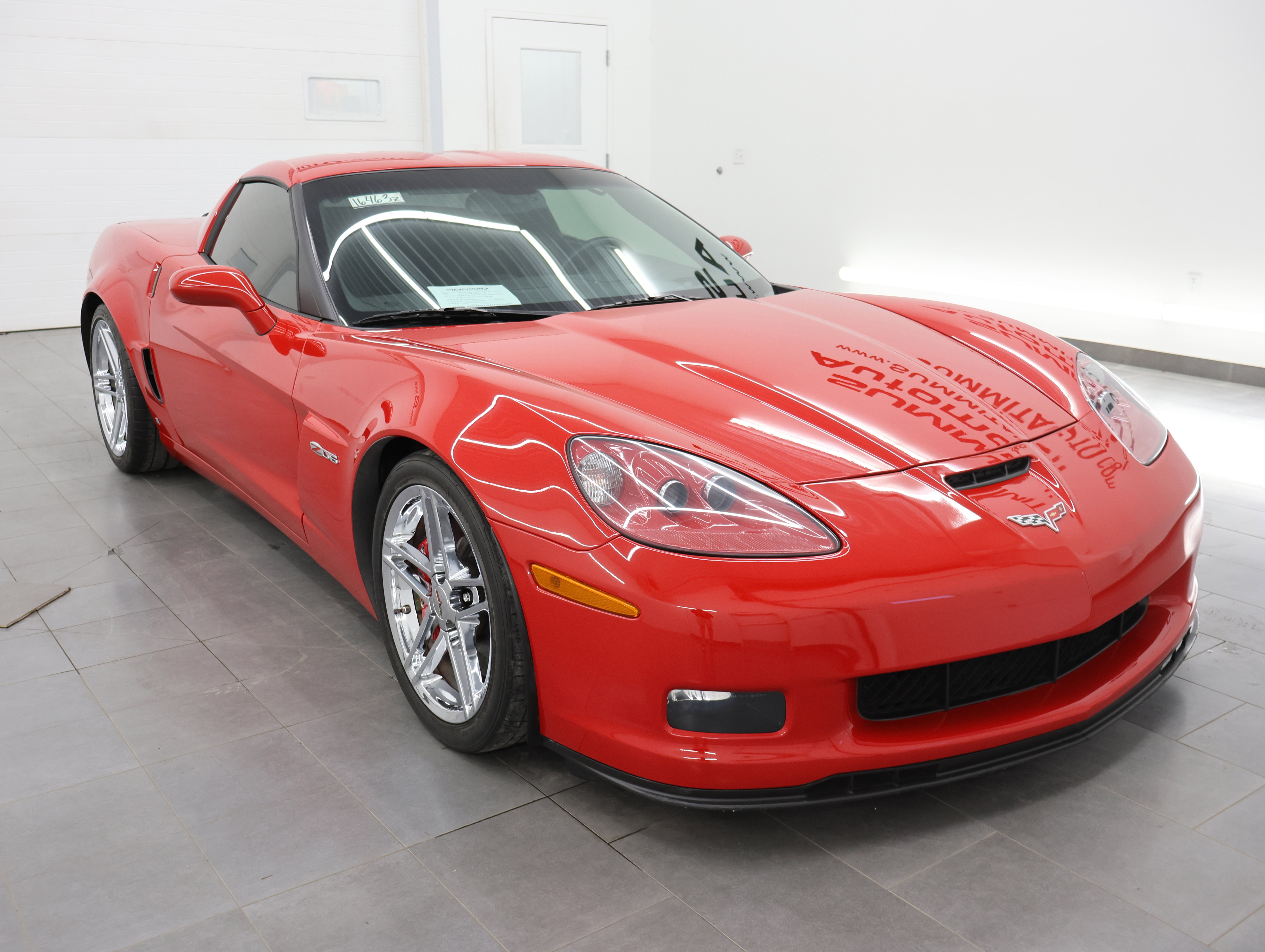 Used 2008 Chevrolet Corvette Z06 w/ Preferred Equipment Group RWD image 2