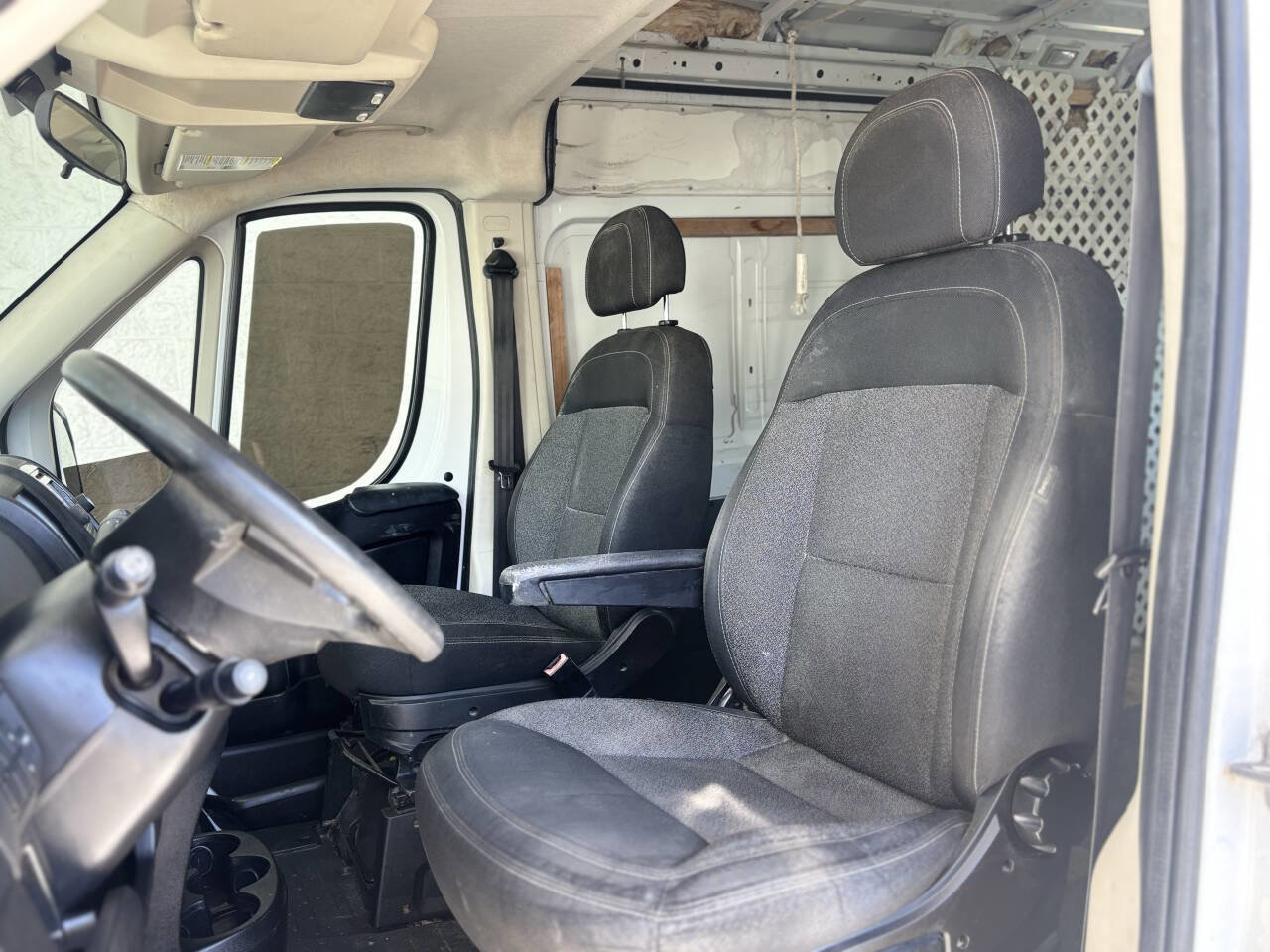 Used 2014 RAM ProMaster 2500 w/ Interior Convenience Group image 15