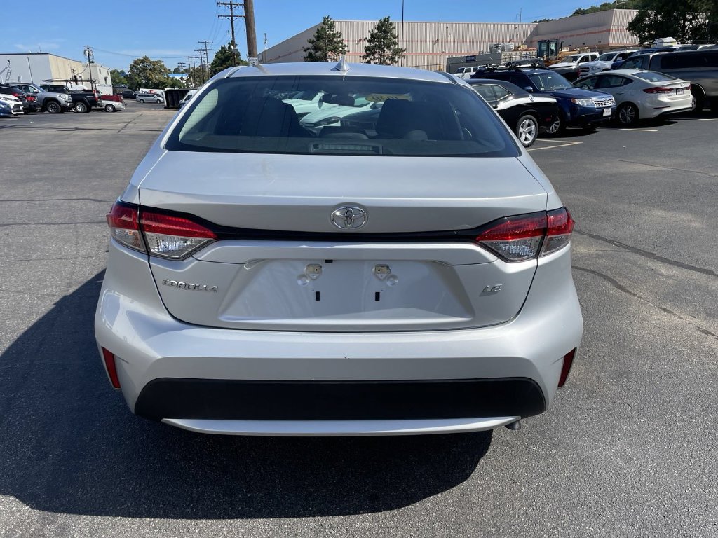 Certified 2020 Toyota Corolla LE FWD image 3
