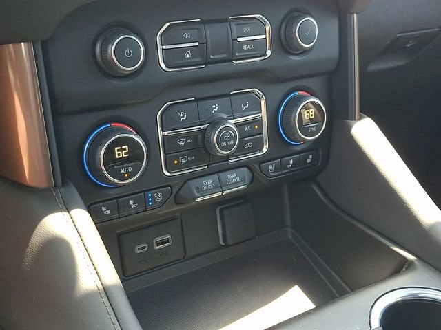 Certified 2023 Chevrolet Suburban High Country w/ Max Trailering Package AWD/4WD image 17