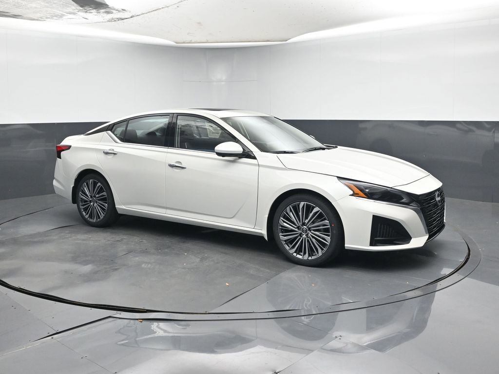 New 2025 Nissan Altima 2.5 SL image 7