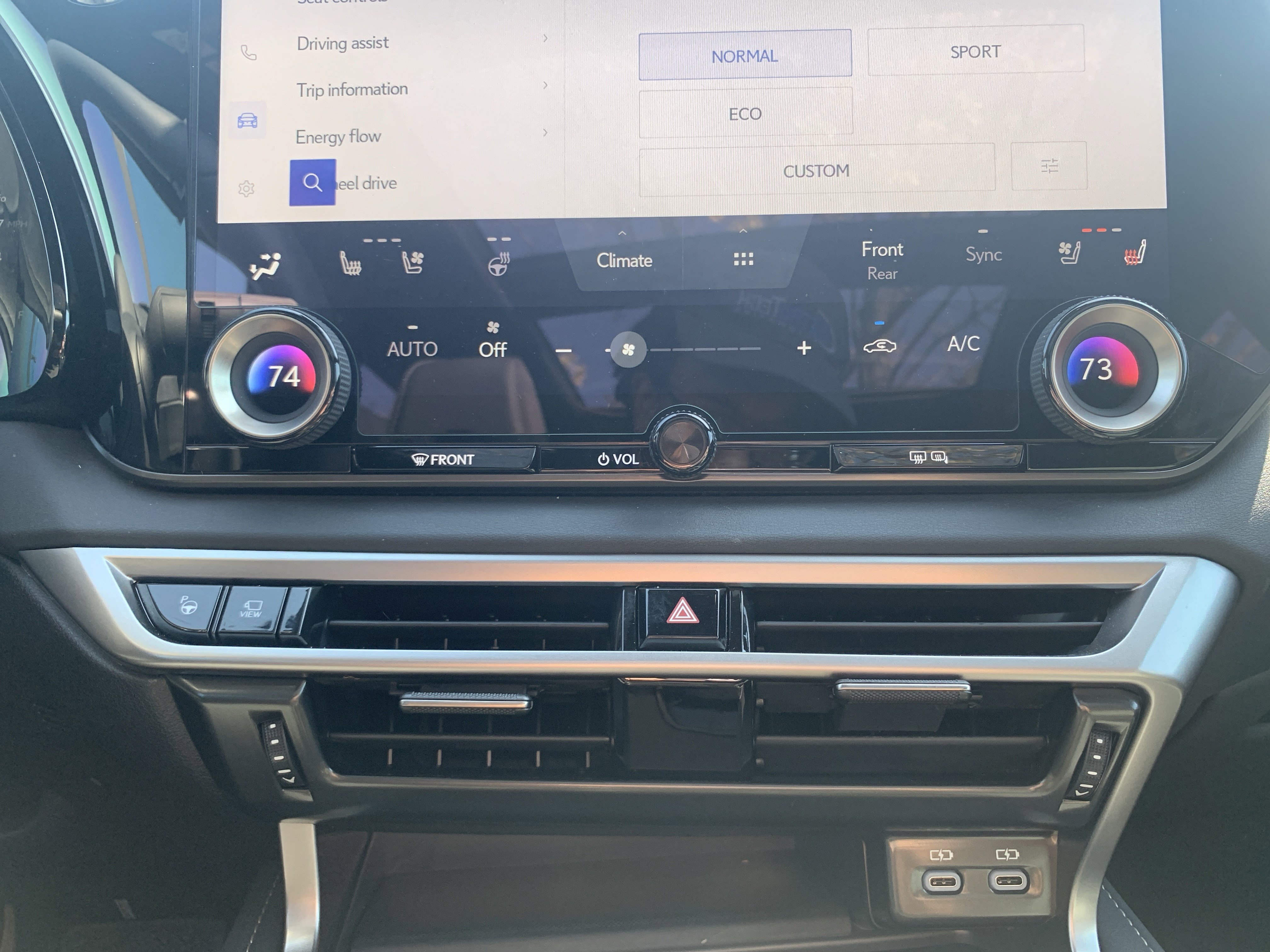 Used 2025 Lexus RX 350 350h Luxury w/ Convenience Package image 29