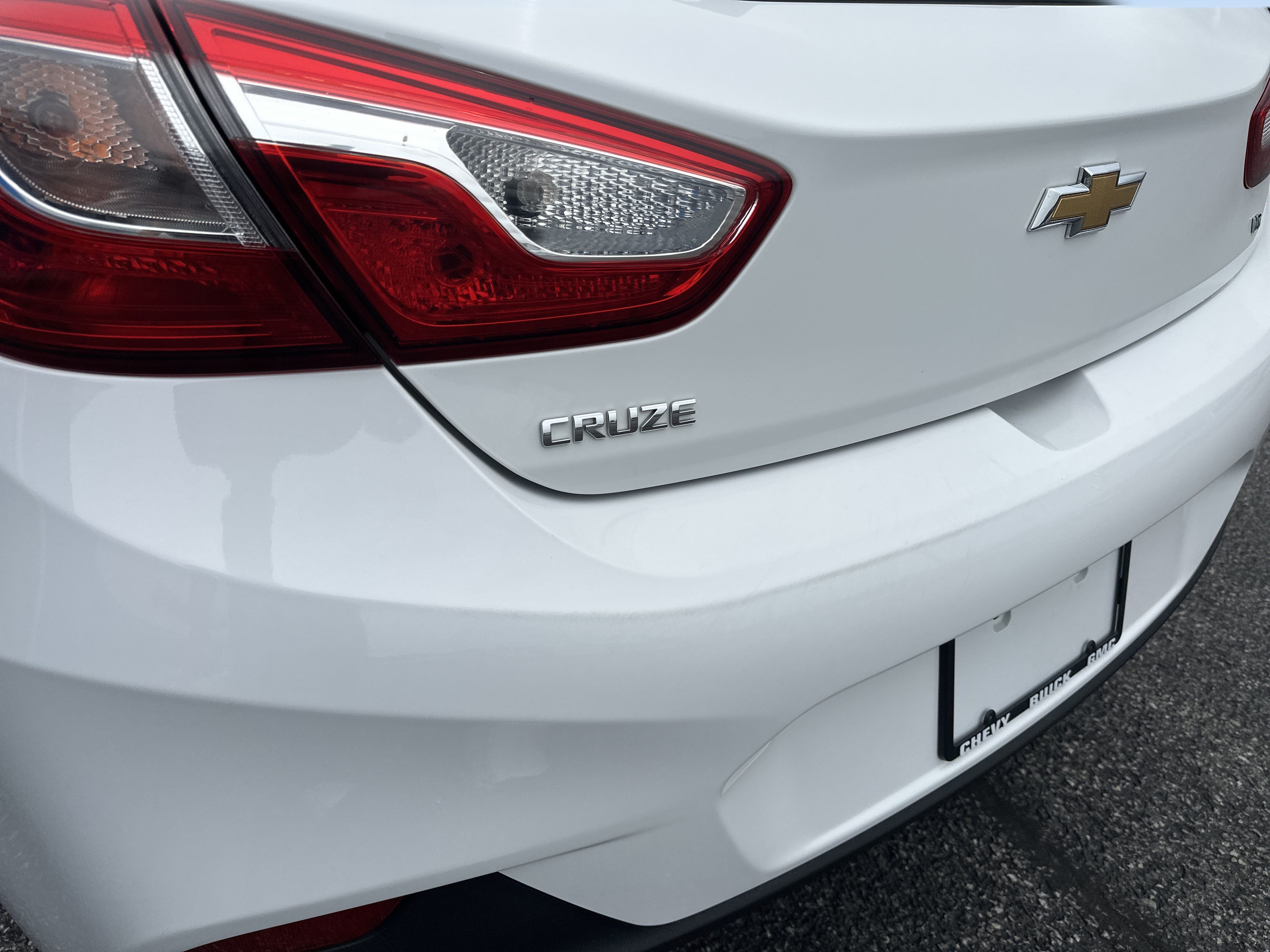 Certified 2018 Chevrolet Cruze LT FWD image 5