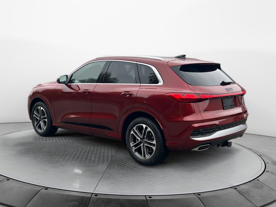 New 2025 Audi Q5 Prestige image 5