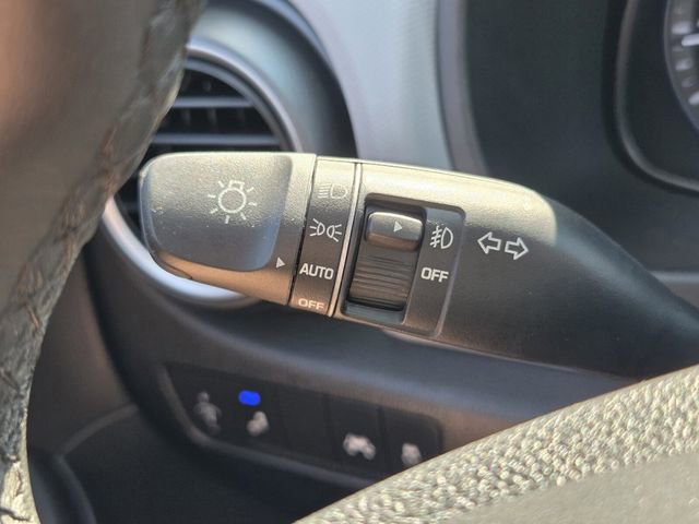 Used 2021 Hyundai Kona SEL Plus FWD image 33