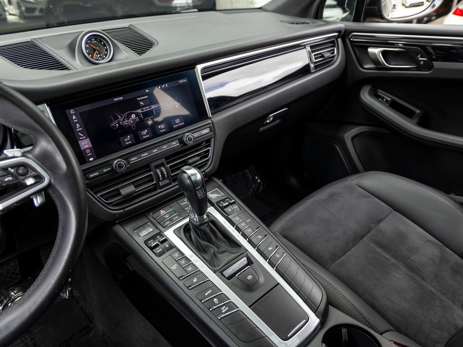 Certified 2021 Porsche Macan S AWD/4WD image 45