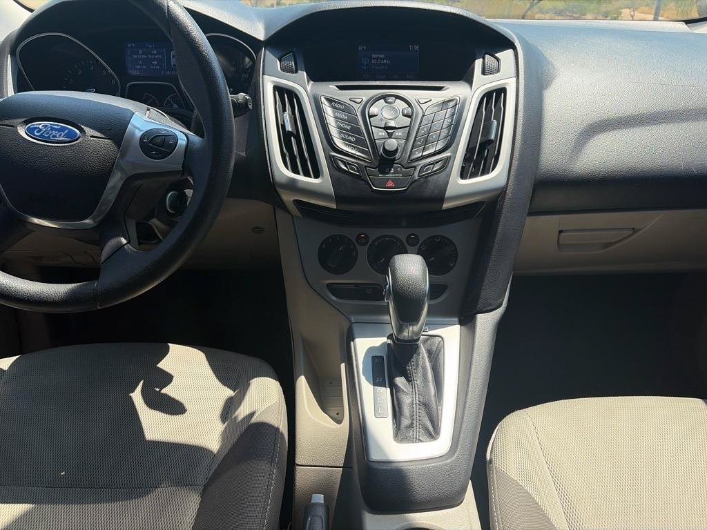 Used 2014 Ford Focus SE FWD image 18