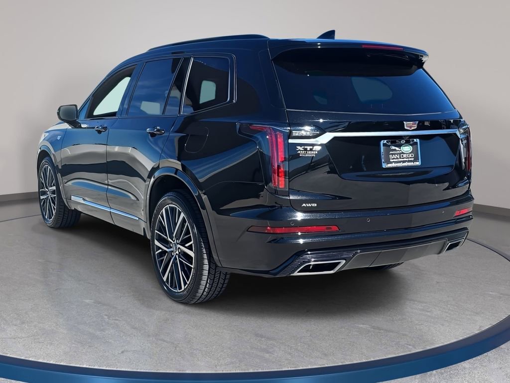 Used 2023 Cadillac XT6 Sport image 8