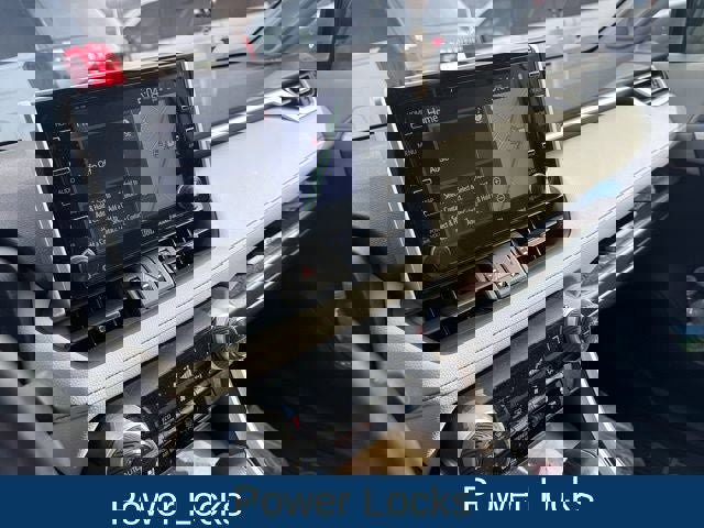 Used 2019 Toyota RAV4 Limited w/ Advanced Technology Package image 19