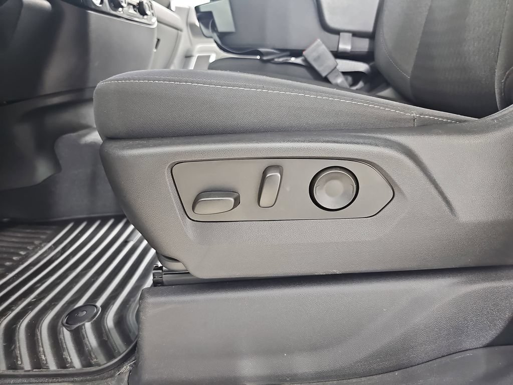 Certified 2024 Chevrolet Silverado 1500 LT AWD/4WD image 34