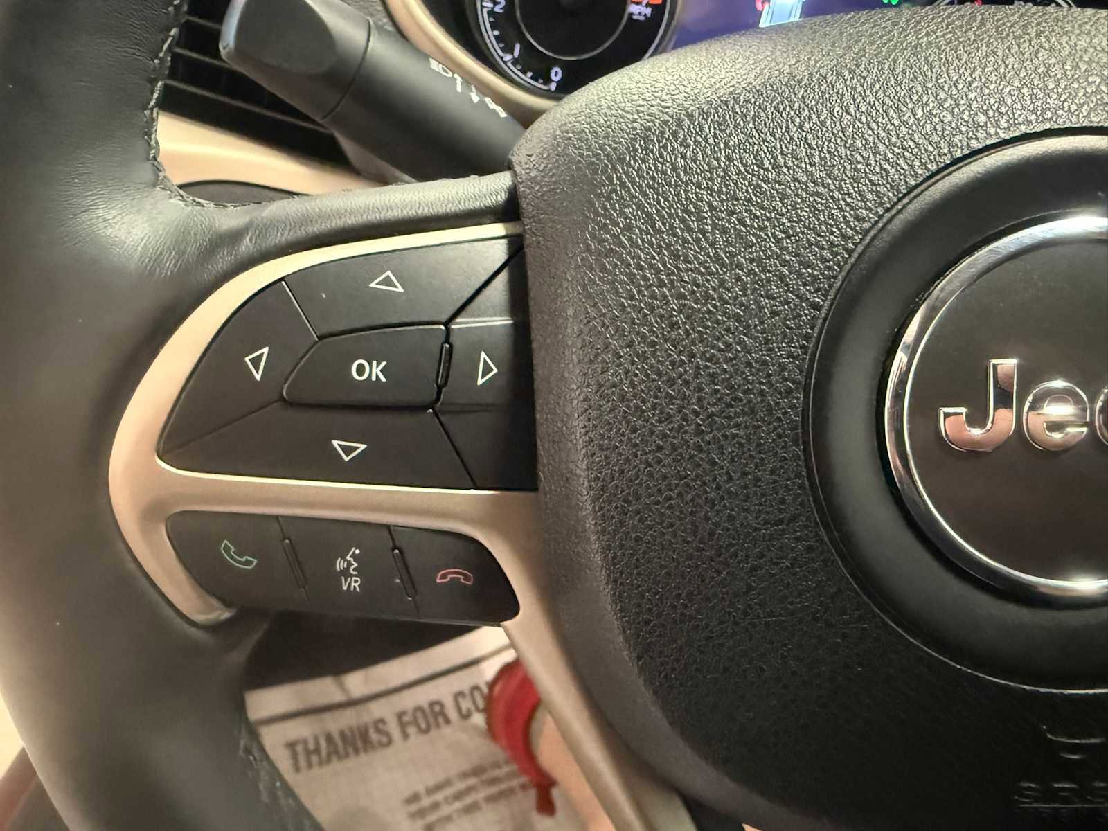 Used 2017 Jeep Cherokee Limited AWD/4WD image 27