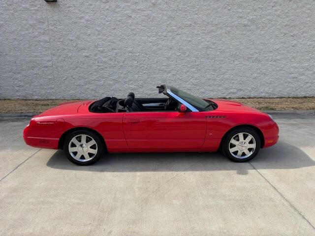 Used 2003 Ford Thunderbird image 28