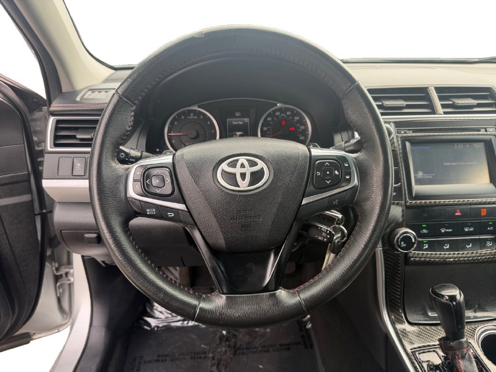 Used 2017 Toyota Camry SE FWD image 11