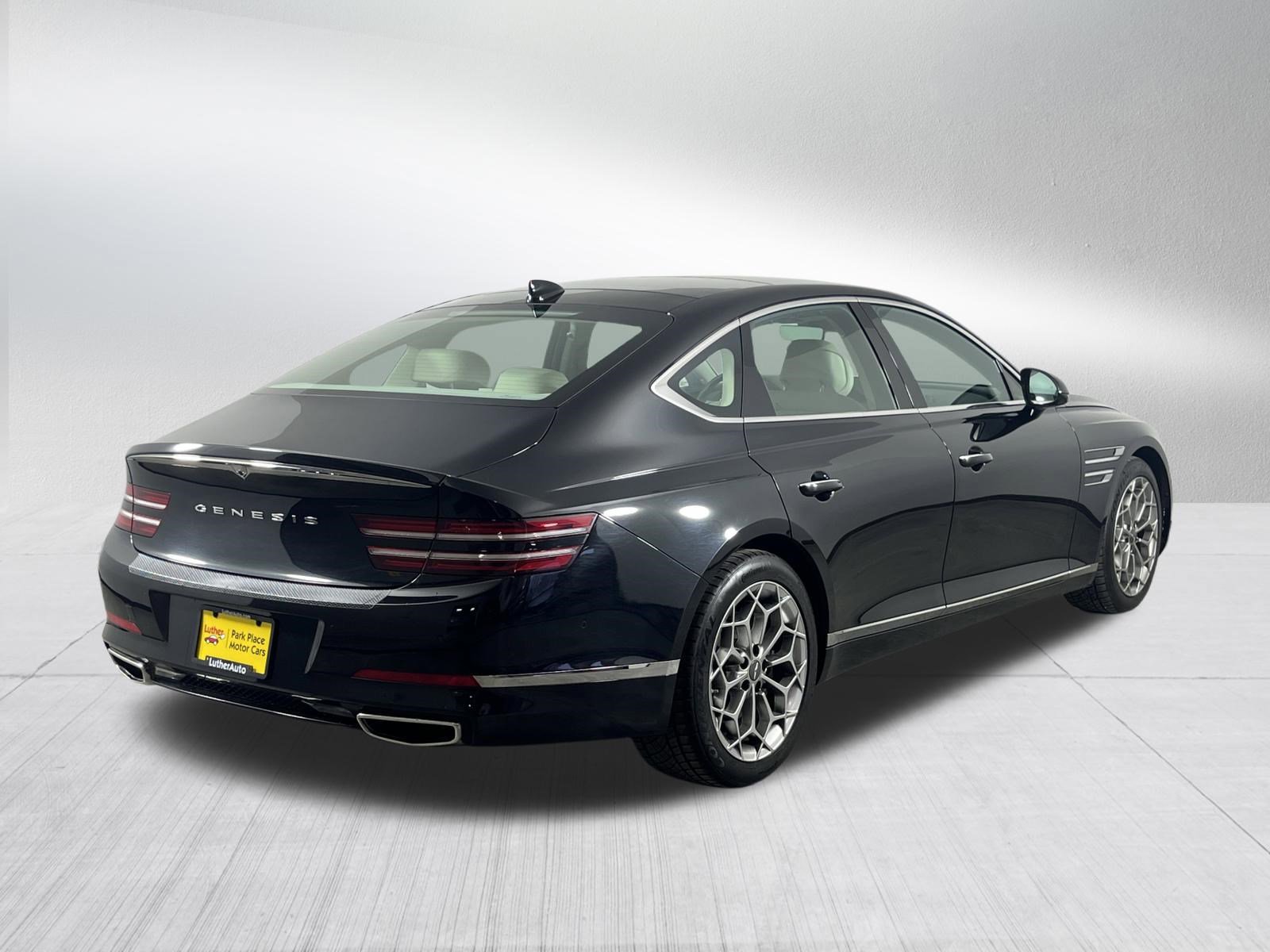 Used 2022 Genesis G80 2.5T w/ Prestige Package image 7