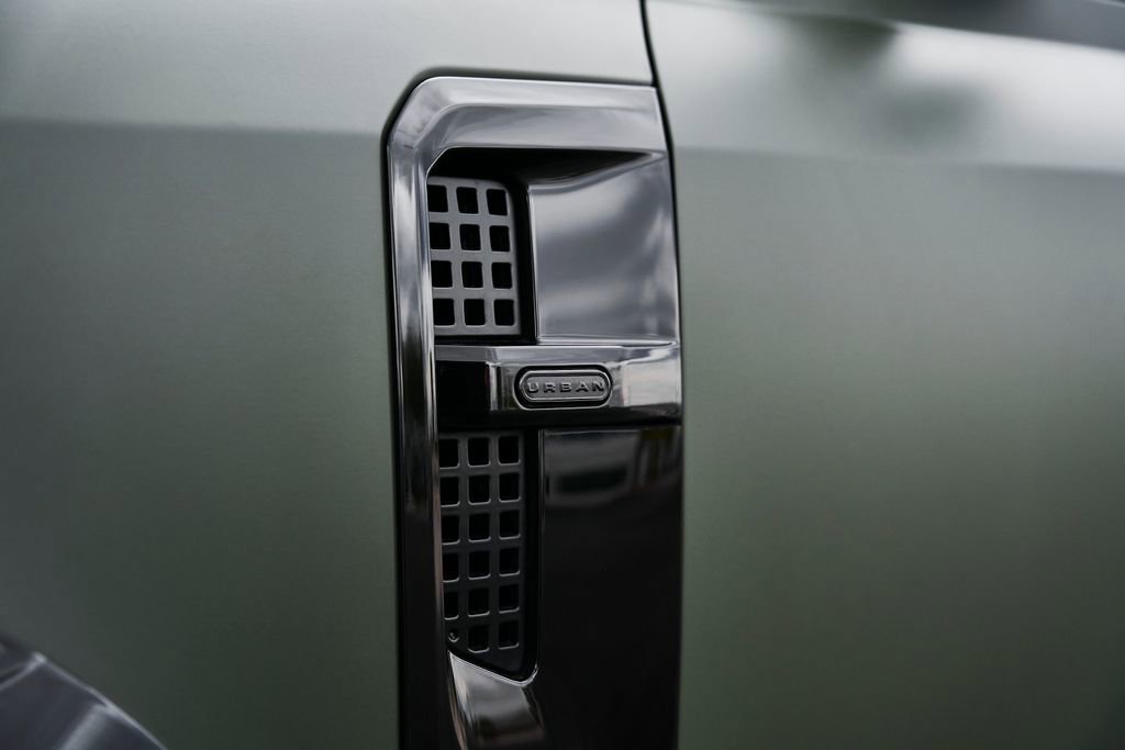 Used 2023 Land Rover Defender 110 X image 11